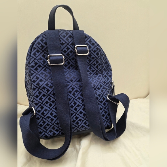 Stylish Blue Patterned Backpack - Picture 2 of 3